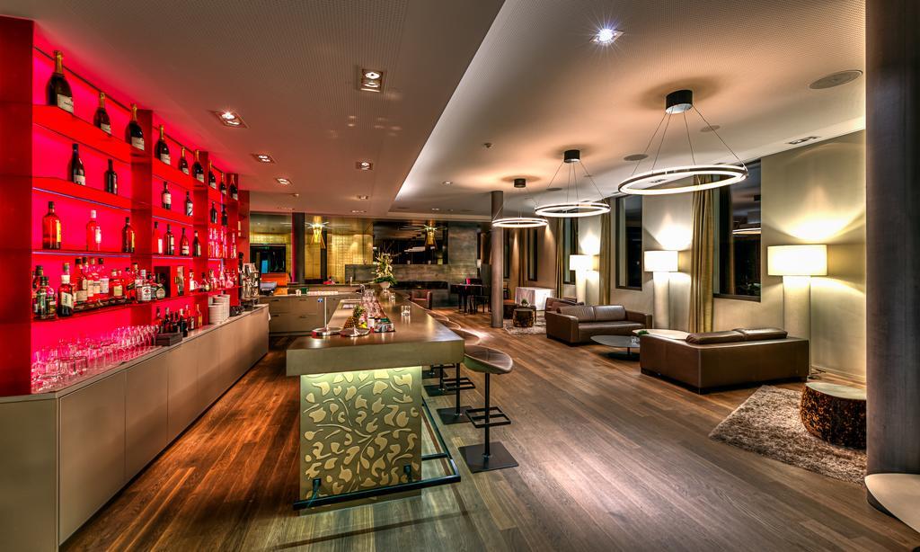 Small Luxury Hotel Wellnesshotel Golfpanorama Lipperswil Exteriör bild