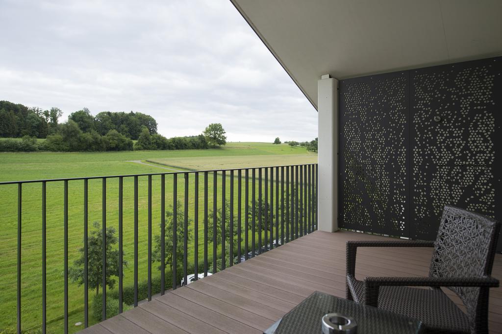 Small Luxury Hotel Wellnesshotel Golfpanorama Lipperswil Exteriör bild