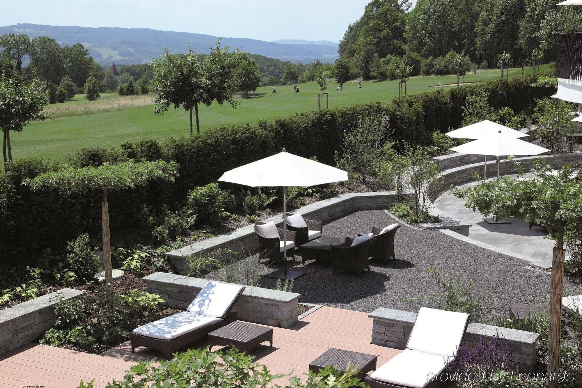 Small Luxury Hotel Wellnesshotel Golfpanorama Lipperswil Exteriör bild