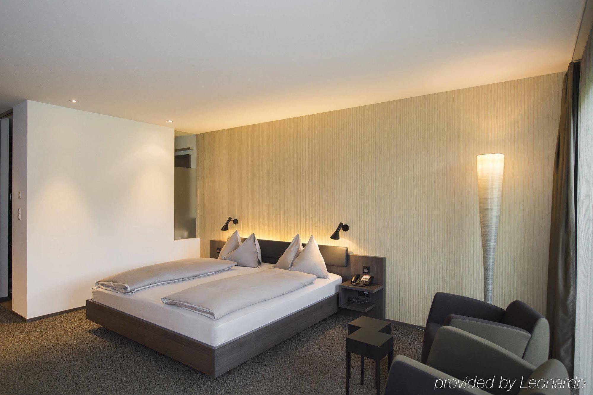 Small Luxury Hotel Wellnesshotel Golfpanorama Lipperswil Exteriör bild
